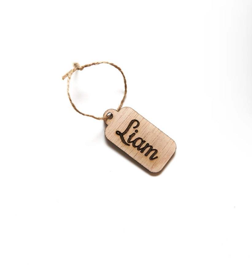 Bulk Custom Name Present Tag